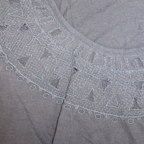 Lucky Brand black top Sz M Embroidered - Picture 4 of 6